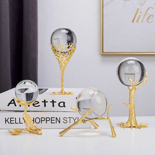 Mountyq LumiSphere – Timeless Crystal Globe with Luxury Design for an Elegant Ambiance